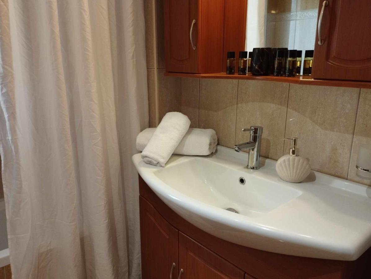 Istamos Apartment Stamni Екстер'єр фото